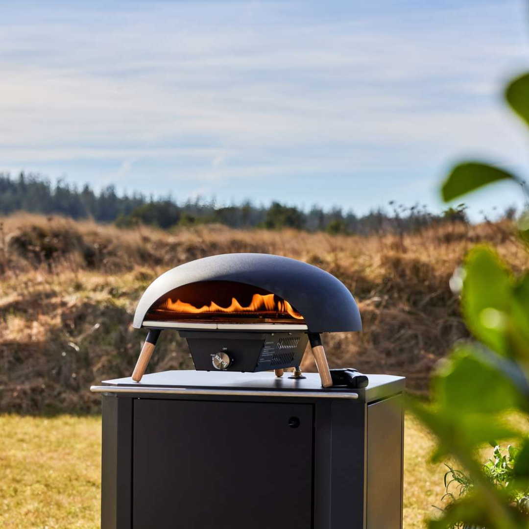 Le Feu Turtle Pizza Oven - Outdoor Table